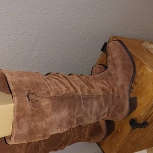 Via Spiga leather boots